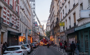 Trois personnes ont été tuées et une autre grièvement blessée dans un incendie qui s'est déclaré samedi pour une raison indéterminée vers 5 heures dans un immeuble du XIe arrondissement de Paris