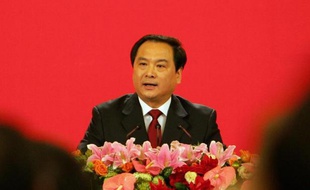 Le Parti communiste chinois a annoncé vendredi qu'un vice-ministre de la Sécurité publique, dont dépend la police, Li Dongsheng, faisait l'objet d'une enquête, le dernier en date des hauts responsables touchés par la campagne de lutte contre la corruption en Chine.