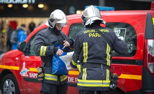 Des sapeurs-pompiers de Paris. (Illustration)