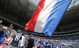 Les supporters de l'équipe de France lors du 8e de finale contre l'Irlande, le 26 juin 2016 au Parc OL.