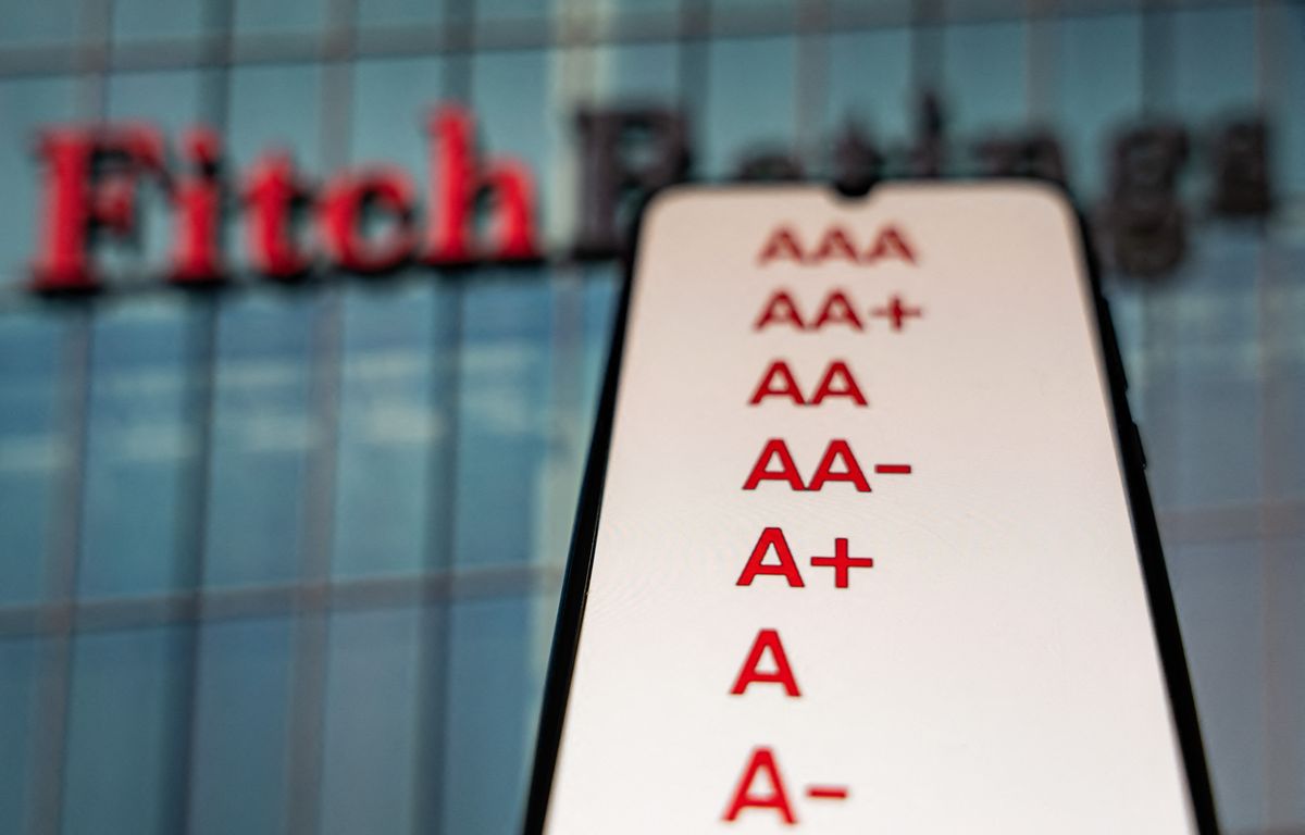 Dette publique : Fitch sanctionne la France qui passe dans le club des simples A