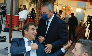 Ça rigole, ça rigole, mais Christian Jacob est bien embêté par le choix du candidat que soutiendra LR pour la présidentielle.