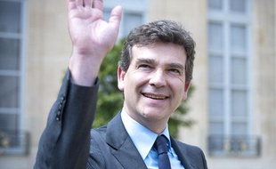 Arnaud Montebourg à la sortie du conseil des ministres, le 23 mai 2012.
