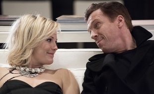 Malin Åkerman et Damian Lewis jouent les maris et femmes dans «Billions».