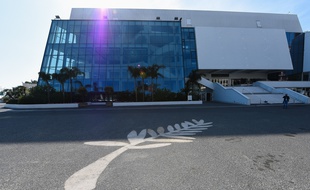 Le Palais des festivals de Cannes, le 20 mars 2020