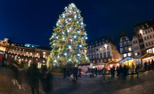La prime de Noël sera reconduite cette année et versée à compter du 16 décembre aux ménages aux revenus les plus modestes