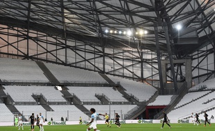 Le Vélodrome à huis clos lors de la rencontre face à Francfort.