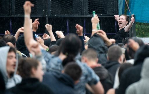 Une rave party est toujours en cours entre Parnay et Souzay-Champigny, en Maine-et-Loire, pourtant interdite par les autorités (PHOTO D'ILLUSTRATION)