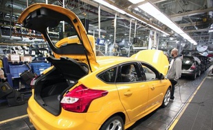 La production industrielle des Etats-Unis a progressé pour le deuxième mois d'affilée en décembre, selon des chiffres publiés mercredi à Washington par la banque centrale américaine (Fed).