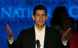 Le colistier de Mitt Romney, Paul Ryan, un conservateur quadragénaire, entrait en scène mercredi soir à la convention républicaine à Tampa (Floride, sud-est) avec l'objectif de dynamiser le "ticket" républicain à dix semaines de l'élection présidentielle.
