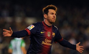 A seulement 25 ans, l'attaquant argentin du FC Barcelone Lionel Messi a une nouvelle fois marqué, dimanche, l'histoire du football en faisant tomber le record de 85 buts marqués en une année de l'Allemand Gerd Müller, vieux de 1972.