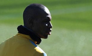 Eric Abidal à l'entraînement du FC Barcelone, le 13 février 2013.