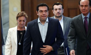 Le Premier ministre grec Alexis Tsipras à son arrivée à une réunion avec les dirigeants politiques le 6 juillet 2015 à Athènes