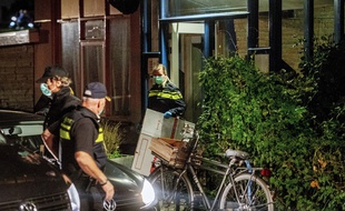 La police néerlandaise a perquisitionné le 27 septembre 2018 le domicile d'un djihadiste présumé à Rotterdam.