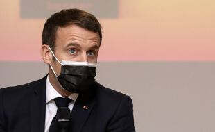 Emmanuel Macron à Tours le 5 janvier 2021.