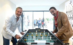 Didier Roustan (à d.), en compagnie de Jean-Claude « le grand argentier du foot français » Darmon.