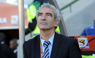 Raymond Domenech à Bloemfontein, le 22 juin dernier.