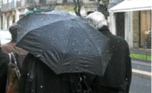 La neige n'a pas tenu hier en ville.