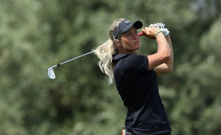 La Sud-Coréenne Choi Na-yeon, la Norvégienne Suzann Pettersen et l'Anglaise Jodi Ewart Shadoff ont pris la tête du Kraft Nabisco, premier tournoi du Grand Chelem de la saison en golf féminin, jeudi à l'issue du 1er tour à Rancho Mirage (Californie).