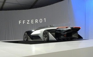 Un nouveau constructeur américain a dévoilé le 4 janvier 2016 à Las Vegas son tout premier prototype, le "FFZERO1 concept", une voiture à l'allure futuriste, à mi-chemin entre voiture de course et batmobile