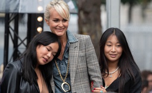 Laeticia Hallyday et ses filles Jade et Joy à Paris le 14 septembre 2021