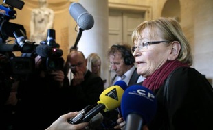 Marie-George Buffet, ex-numéro un du PCF, a accusé jeudi le gouvernement Ayrault de multiplier les textes allant "à l'inverse des aspirations populaires", au lendemain du rejet par le Sénat du projet de programmation budgétaire.