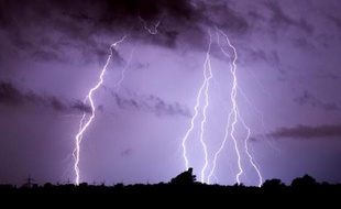 De violents orages.