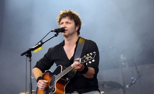 Bertrand Cantat est de retour sur scène avec le groupe Détroit formé avec Pascal Humbert.