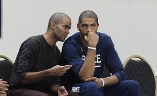 Tony Parker avec son directeur des opérations basket à l'ASVEL, Nicolas Batum (à droite).