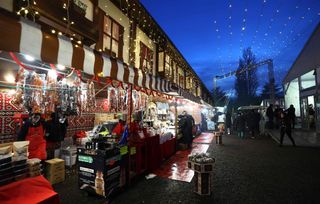 Le marché du ramadan succède au marché de Noël à Strasbourg