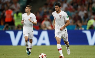 Guedes, avec les couleurs du Portugal
