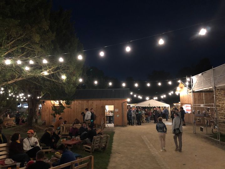 La guinguette de La Basse Cour, à la Prévalaye, prévoit une soirée surprise pour la Fête de la Musique.