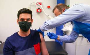 Le laboratoir Moderna emande à l'UE de valider son vaccin anti-covid-19 pour les adolescents.