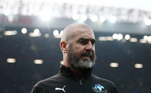 Eric Cantona, lors d'un match au profit d'Unicef à Old Trafford, Manchester le 10 juin 2018