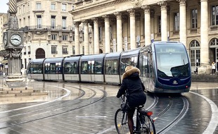 Les citadins privilégient la marche ou le vélo pour leurs déplacements.