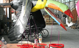 Les préparatifs se déroulent au hangar du Cocu au 27, allée Sarraut.