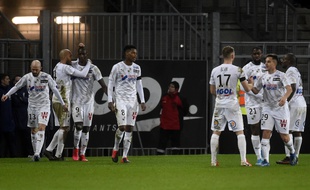 L'équipe d'Amiens, sur le terrain.