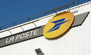 Les syndicats FO et SUD de La Poste ont fustigé jeudi une décision de l'Autorité de régulation des télécoms (Arcep) autorisant Mediapost, filiale du groupe, à distribuer du courrier, y voyant une forme de "concurrence en interne", la direction récusant tout projet en ce sens.