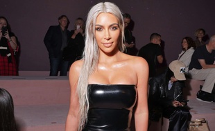 Des révélations sur la mère porteuse engagée par Kim Kardashian