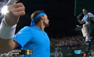 L'Italien Fabio Fognini en grande discussion avec un arbitre, le 8 mars 2013, à Indian Wells.
