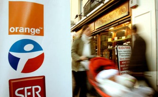 Après Orange et Bouygues, SFR a dévoilé l?impact de Free Mobile sur son parc d?abonnés le 1er mars 2012.