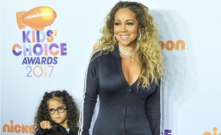 Mariah Carey et sa fille Monroe aux Kids Choice Awards.