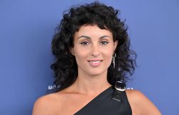 Barbara Pravi met ses « maux en chanson » sur la guerre Israël - Hamas