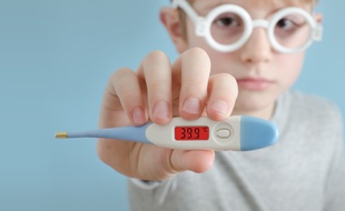 Les thermomètres permettent de détecter certaines maladies infectieuses caractérisées par l'apparition de la fièvre.