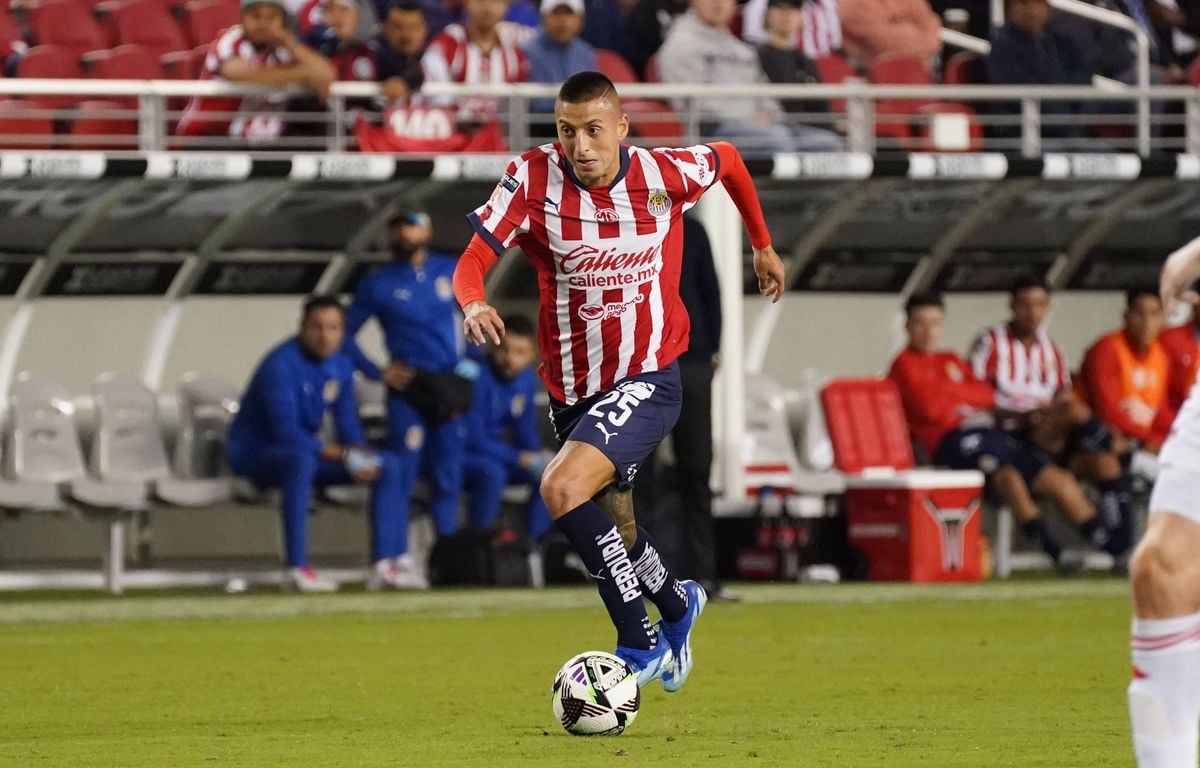 Un club mexicain signe Zinédine Sidane, Cristiano Ronaldo, Roberto Carlos et Robinho... pour pas cher