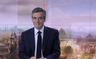 François Fillon, candidat LR à la Présidentielle, s'exprime sur le plateau du journal de France 2, le 5 mars 2017.