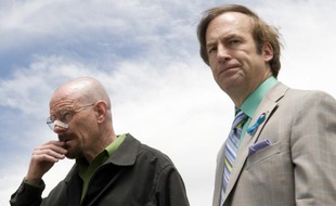 De gauche à droite, Bryan Cranston (Walter White) et Bob Odenkirk (Saul Goodman), dans la série américaine «Breaking Bad».