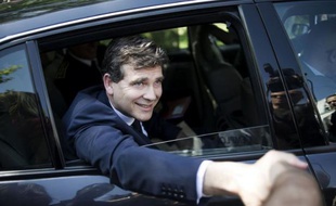 Arnaud Montebourg, ministre du Redressement productif, a indiqué samedi à l'AFP qu'il élaborait un "plan de reconquête industrielle" qu'il allait soumettre au Premier ministre, Jean-Marc Ayrault, "dans les semaines qui viennent"