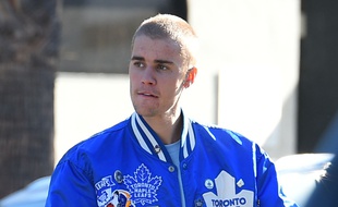 Le chanteur Justin Bieber dans les rues de Los Angeles