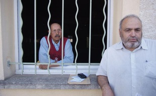La mosquée de Carpentras le 17 juin 2012 - Marion MARECHAL LE PEN a été élue Députée